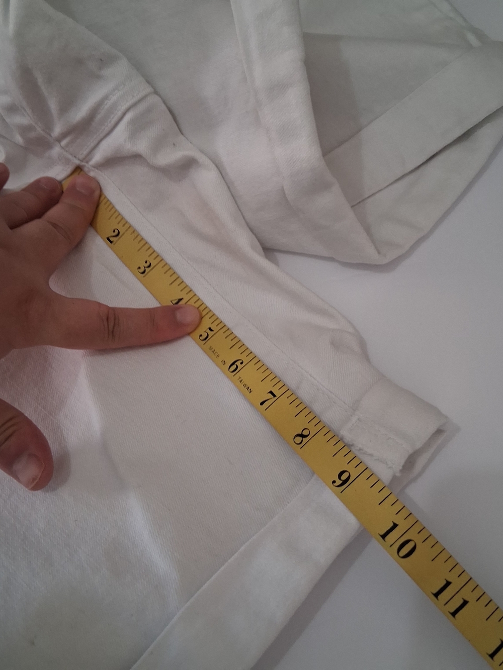 D. JEANS White Women’s Denim Stretchy Jean Shorts Size 22W - Picture 7 of 7